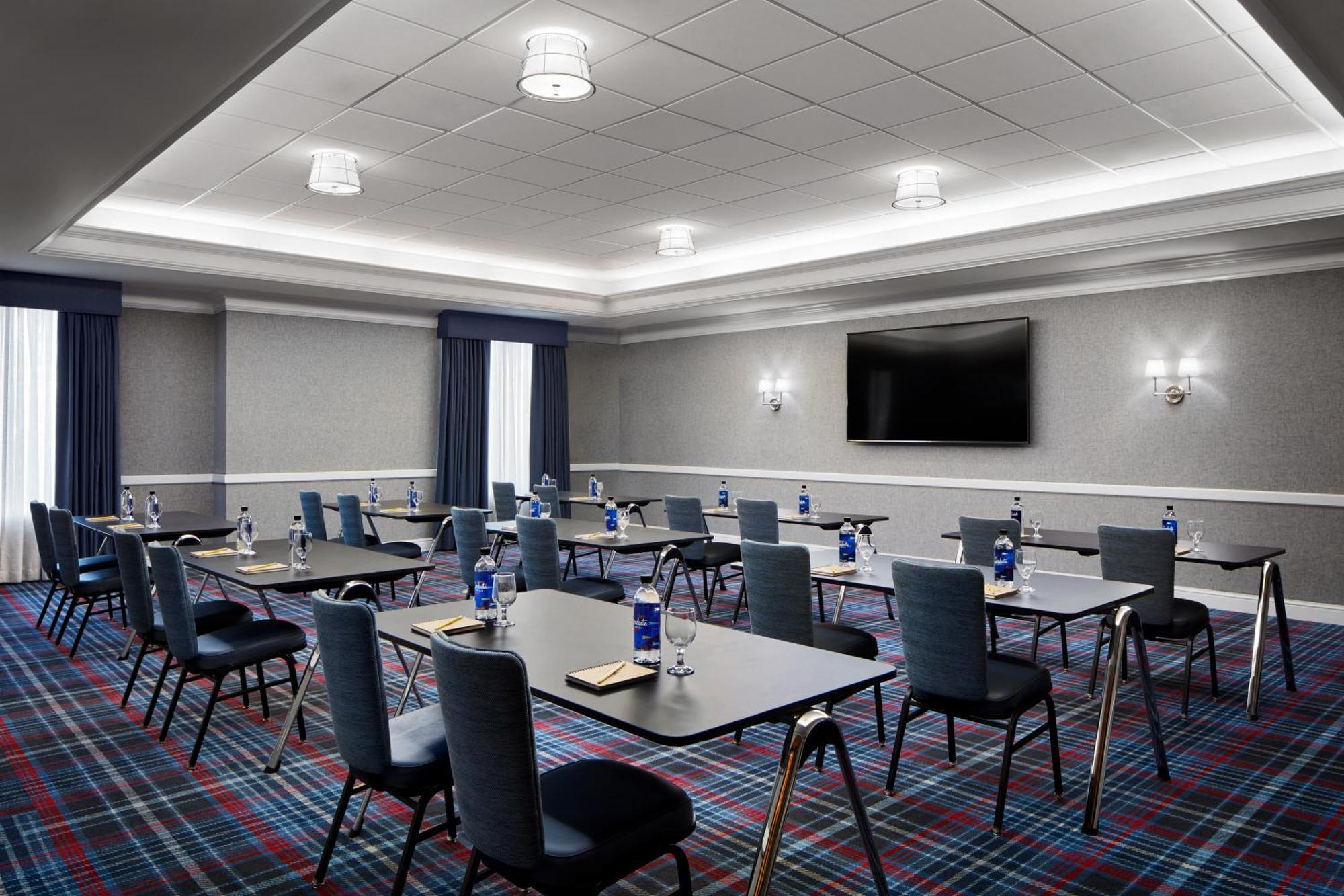 Hotel Graduate By Hilton Storrs Exterior foto